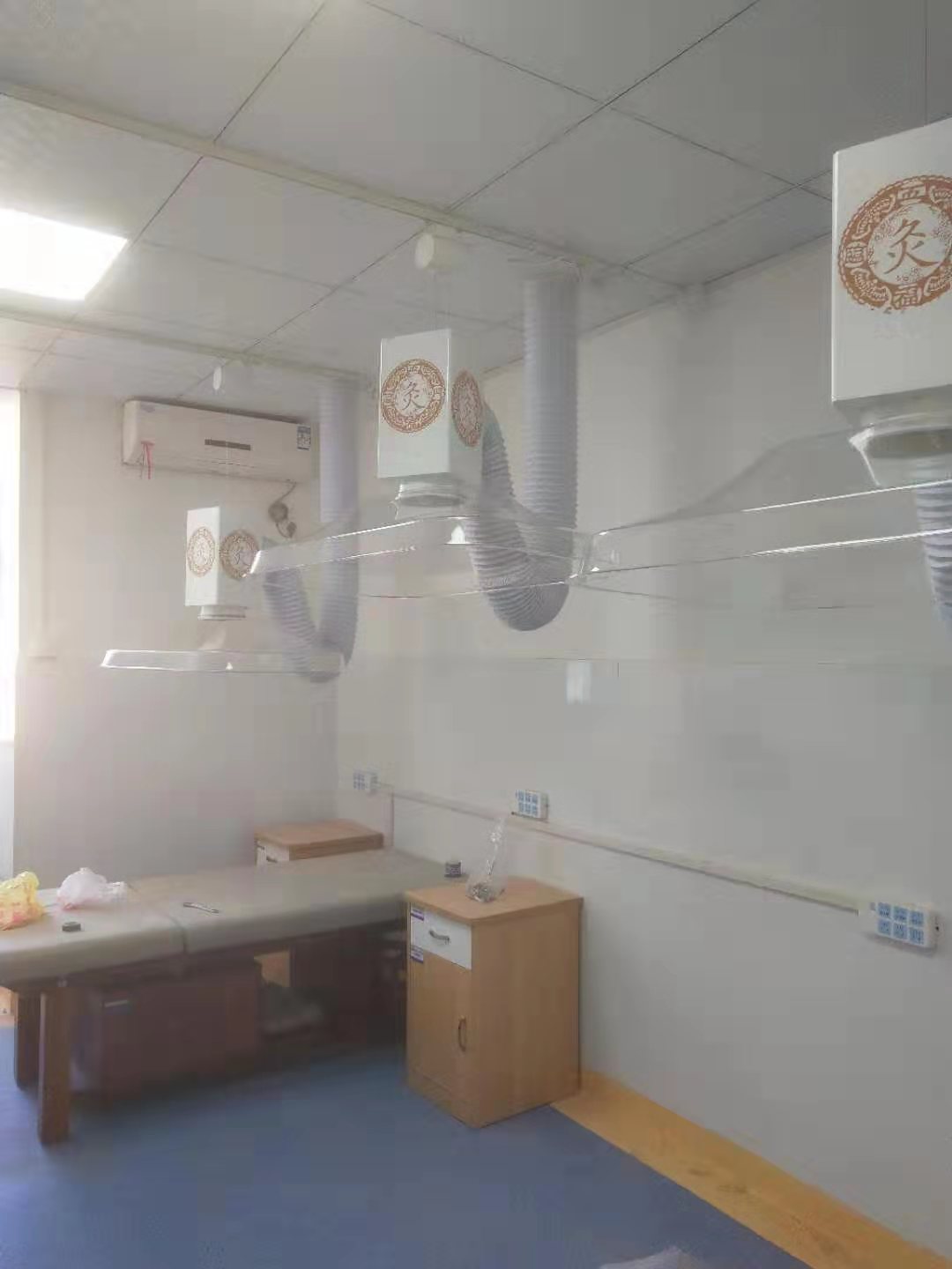 安化醫(yī)院(華仔)艾灸排煙設(shè)備